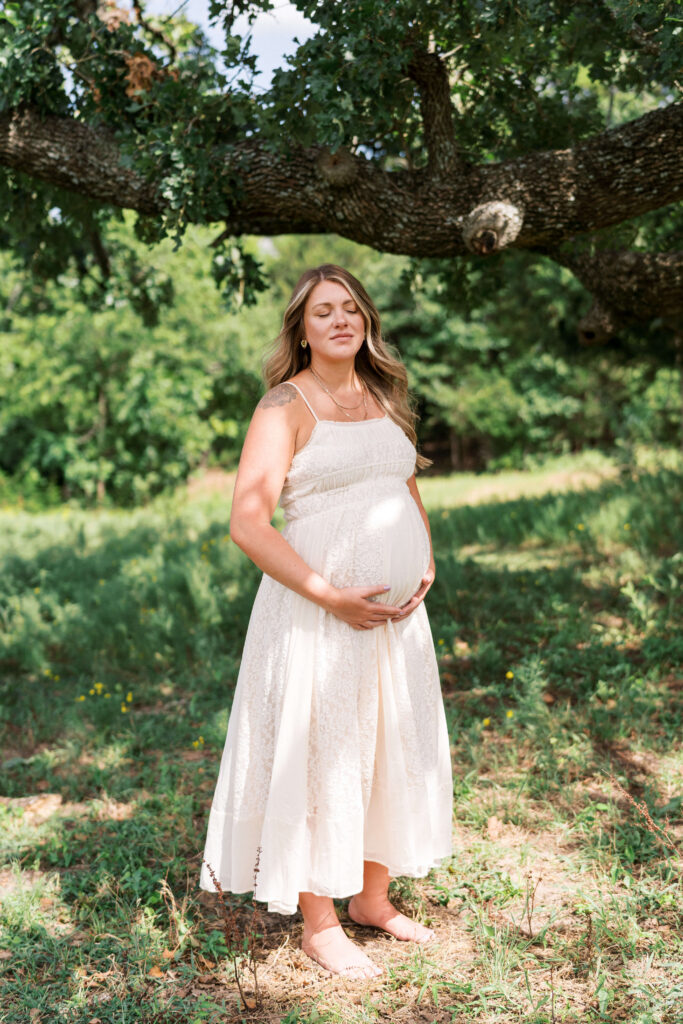 film maternity photographer The Farmyard Saint Jo Texas wildflowers analog film